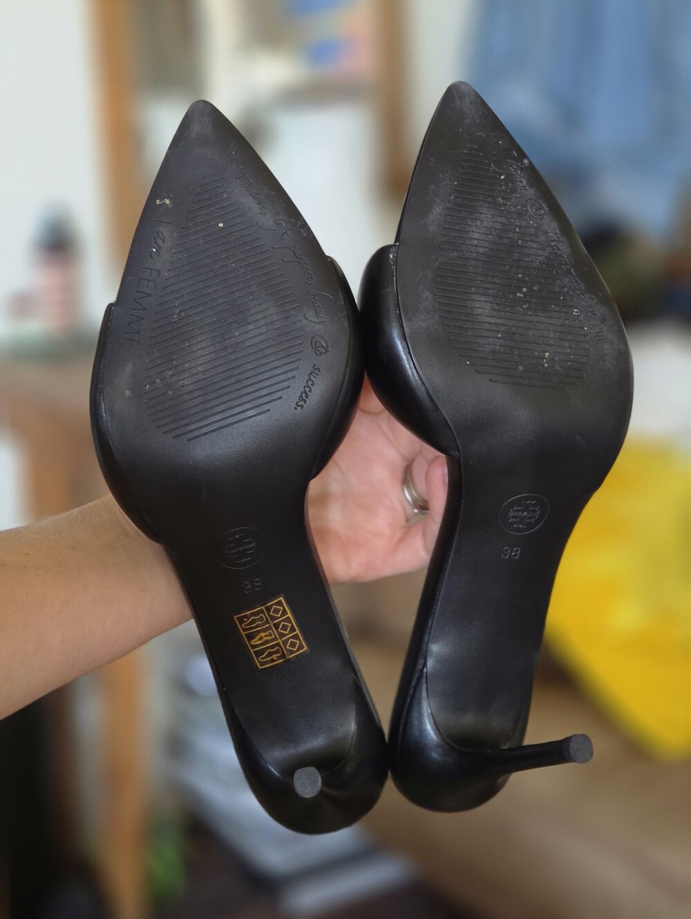FEMME LA Saint Slipper Heels - Black - Picture 5 of 7